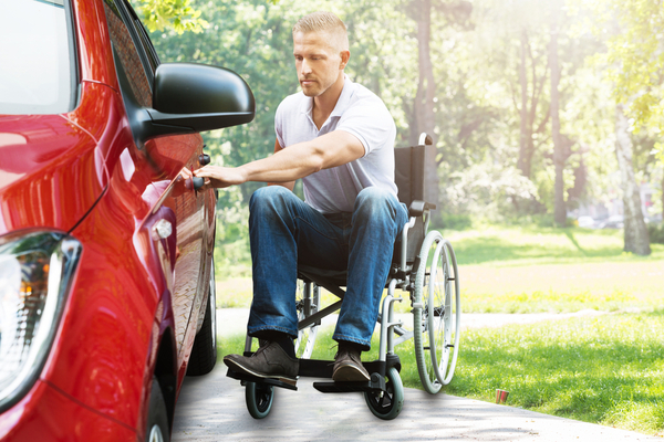 Constructeur automobile : de nouvelles normes d’accessibilité aux personnes à mobilité réduite